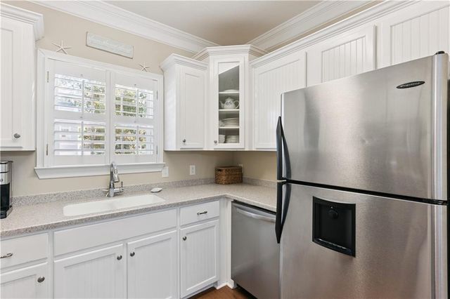 420 Holly Street, St. Simons Island, GA 31522