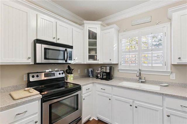 420 Holly Street, St. Simons Island, GA 31522