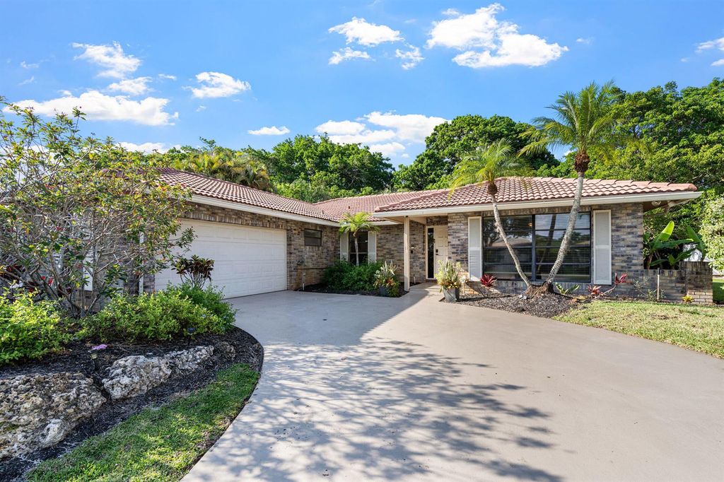 10264 Crosswind Road, Boca Raton, FL 33498