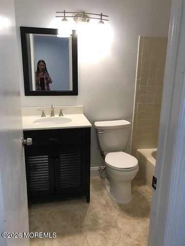 159 Devon Court, Old Bridge, NJ 08857