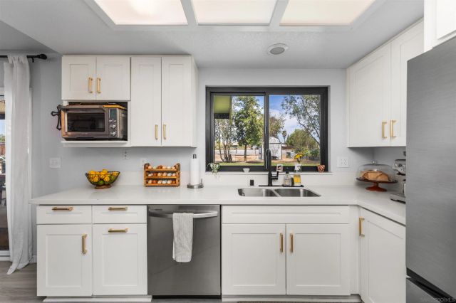 1922 Vermont, Ramona, CA 92065