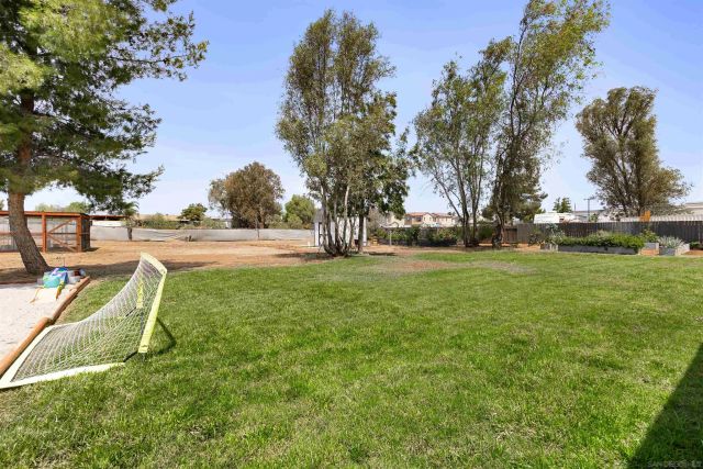 1922 Vermont, Ramona, CA 92065
