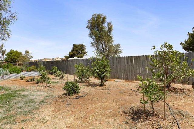 1922 Vermont, Ramona, CA 92065