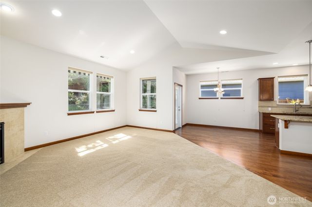 1894 Silver Loop, Mount Vernon, WA 98274
