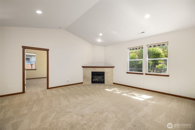 1894 Silver Loop, Mount Vernon, WA 98274