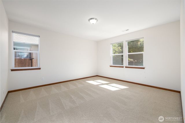 1894 Silver Loop, Mount Vernon, WA 98274