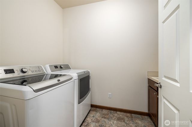 1894 Silver Loop, Mount Vernon, WA 98274