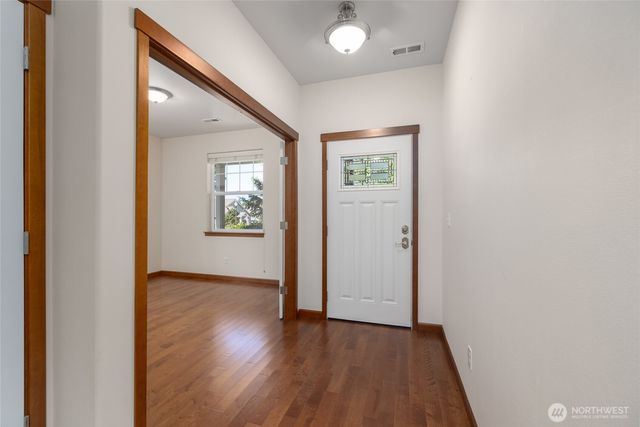 1894 Silver Loop, Mount Vernon, WA 98274