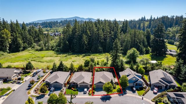 1894 Silver Loop, Mount Vernon, WA 98274