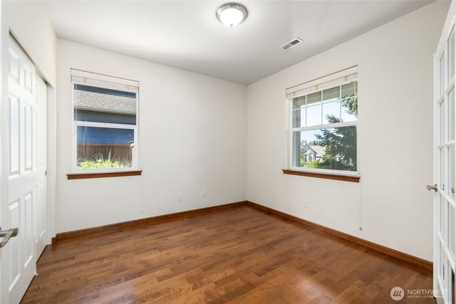 1894 Silver Loop, Mount Vernon, WA 98274