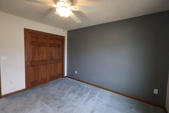 N9106 Hedgerow Drive, Appleton, WI 54915