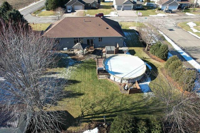 N9106 Hedgerow Drive, Appleton, WI 54915