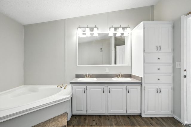 10812 Moske Circle, Milford, KS 66514