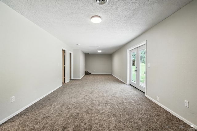 10812 Moske Circle, Milford, KS 66514