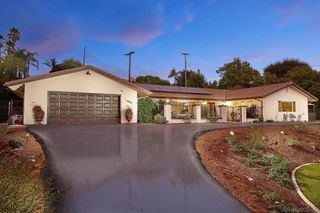 660 Via Rancho Pkwy, Escondido, CA 92029