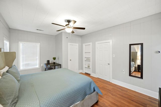 204 W Murrill Street, Baytown, TX 77520