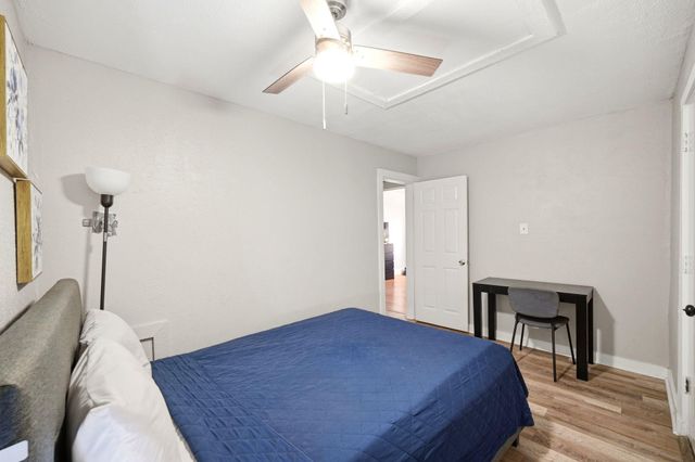 204 W Murrill Street, Baytown, TX 77520
