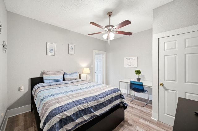 204 W Murrill Street, Baytown, TX 77520