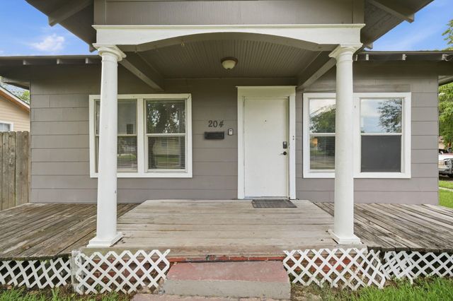 204 W Murrill Street, Baytown, TX 77520