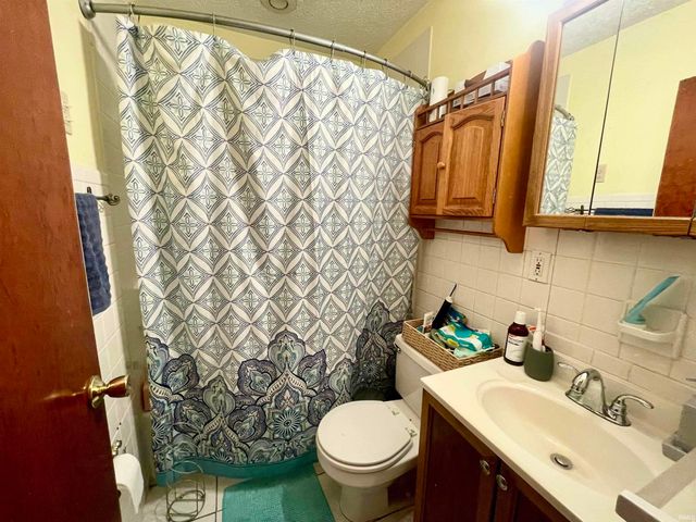 1517 S Saint James Boulevard, Evansville, IN 47714