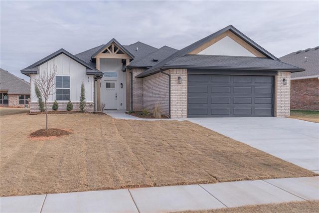 478 Hackberry Lane, Washington, OK 73093