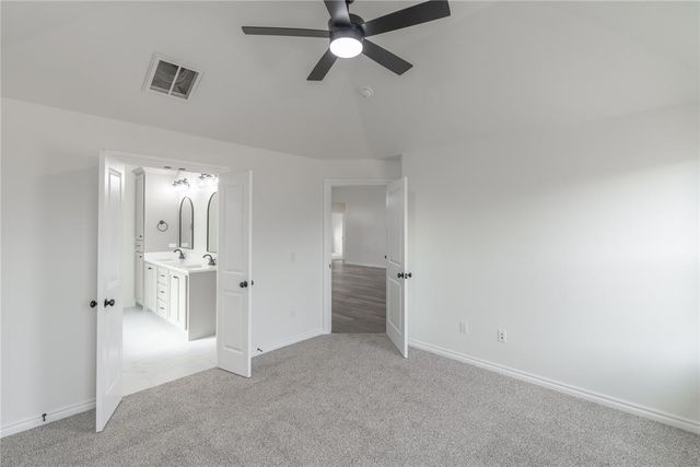 478 Hackberry Lane, Washington, OK 73093