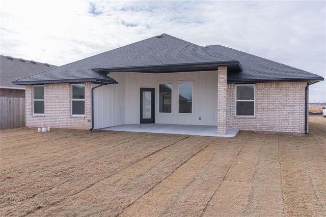478 Hackberry Lane, Washington, OK 73093