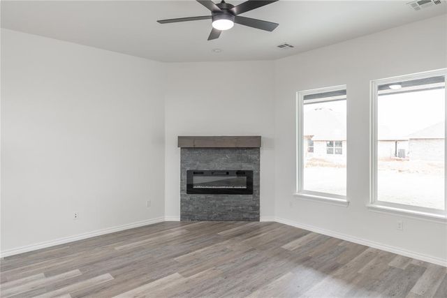 478 Hackberry Lane, Washington, OK 73093