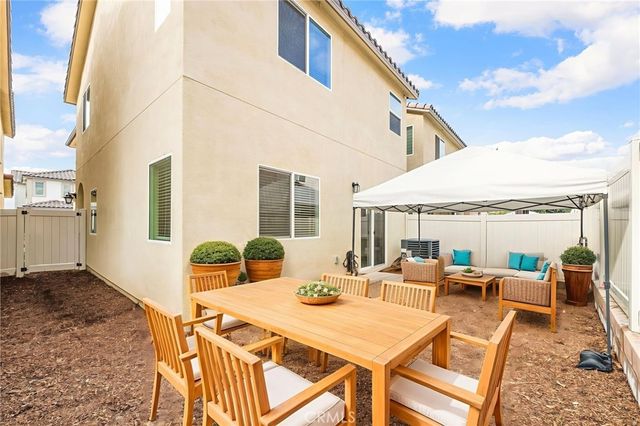 27166 Canyon Rock Court, Moreno Valley, CA 92555