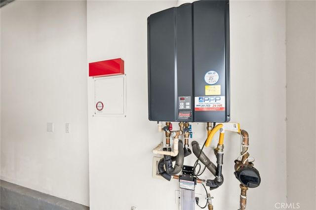 27166 Canyon Rock Court, Moreno Valley, CA 92555