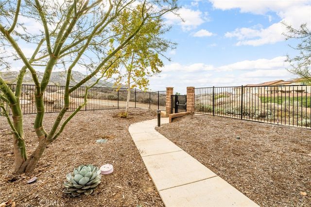 27166 Canyon Rock Court, Moreno Valley, CA 92555