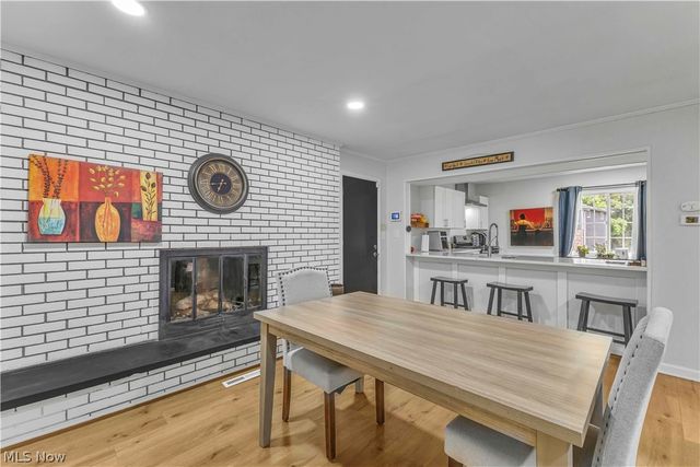607 Castle Boulevard, Akron, OH 44313