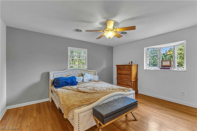 607 Castle Boulevard, Akron, OH 44313