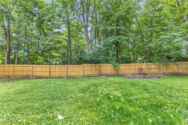 607 Castle Boulevard, Akron, OH 44313
