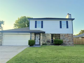 12715 Middlesbrough Lane, Houston, TX 77066