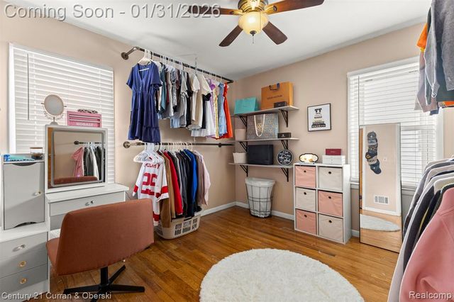 893 Cora Street, Wyandotte, MI 48192