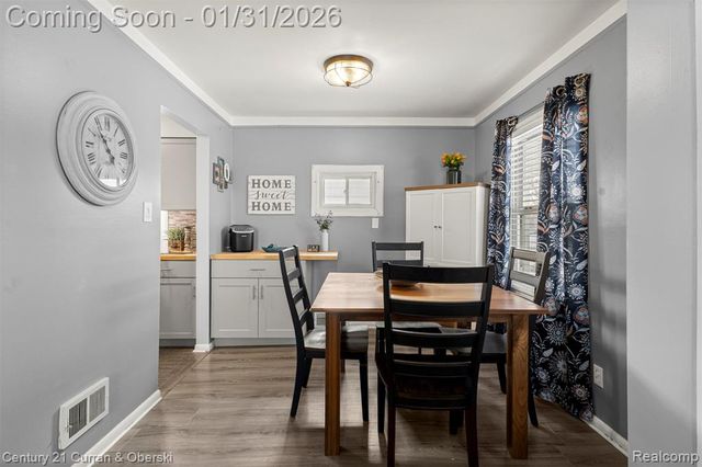 893 Cora Street, Wyandotte, MI 48192