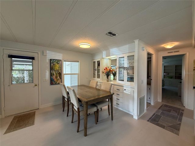 11 N BOBWHITE ROAD, Wildwood, FL 34785