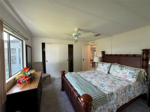 11 N BOBWHITE ROAD, Wildwood, FL 34785