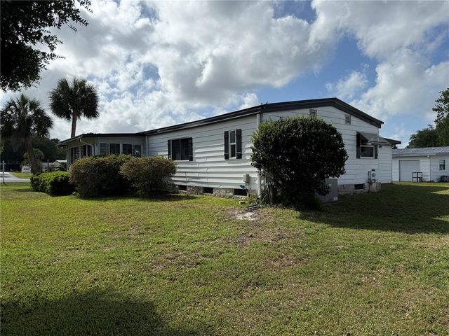 11 N BOBWHITE ROAD, Wildwood, FL 34785