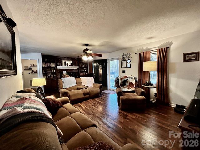 205 Linville Court, Bessemer City, NC 28016