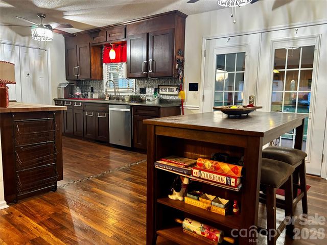 205 Linville Court, Bessemer City, NC 28016