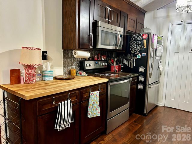 205 Linville Court, Bessemer City, NC 28016