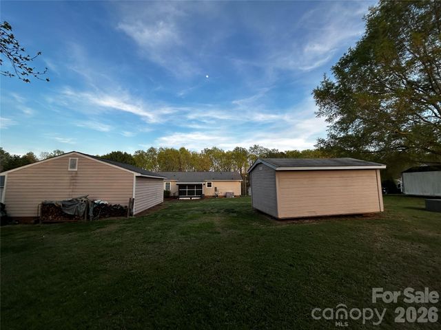 205 Linville Court, Bessemer City, NC 28016