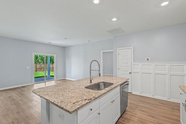 291 Firewheel Court, Summerville, SC 29486