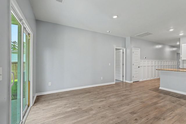 291 Firewheel Court, Summerville, SC 29486