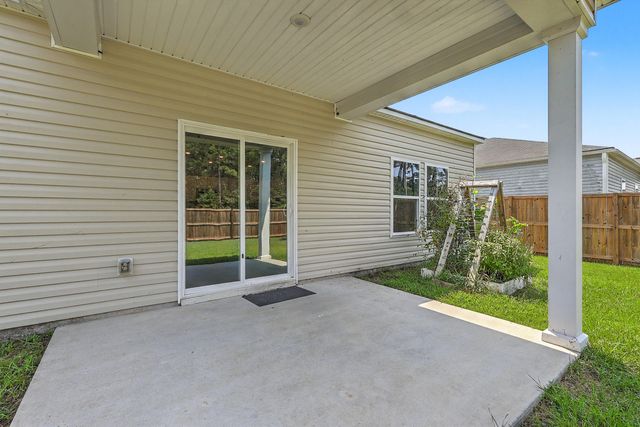 291 Firewheel Court, Summerville, SC 29486