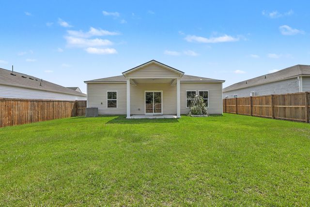 291 Firewheel Court, Summerville, SC 29486