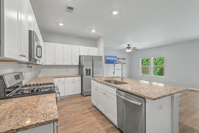 291 Firewheel Court, Summerville, SC 29486