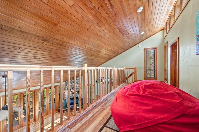 1376 RIVERSIDE AVENUE, Fort White, FL 32038